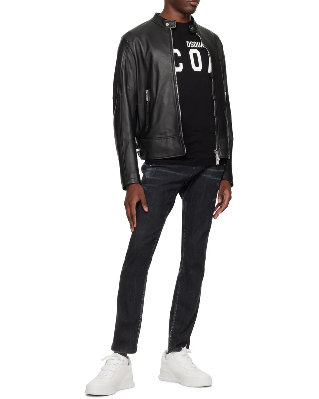 Distressed Straight Leg Jeans