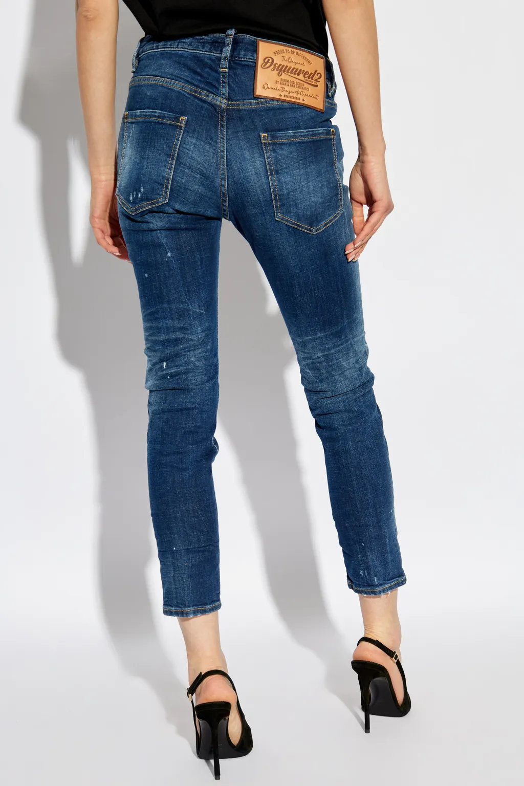 Distressed Skinny Jeans