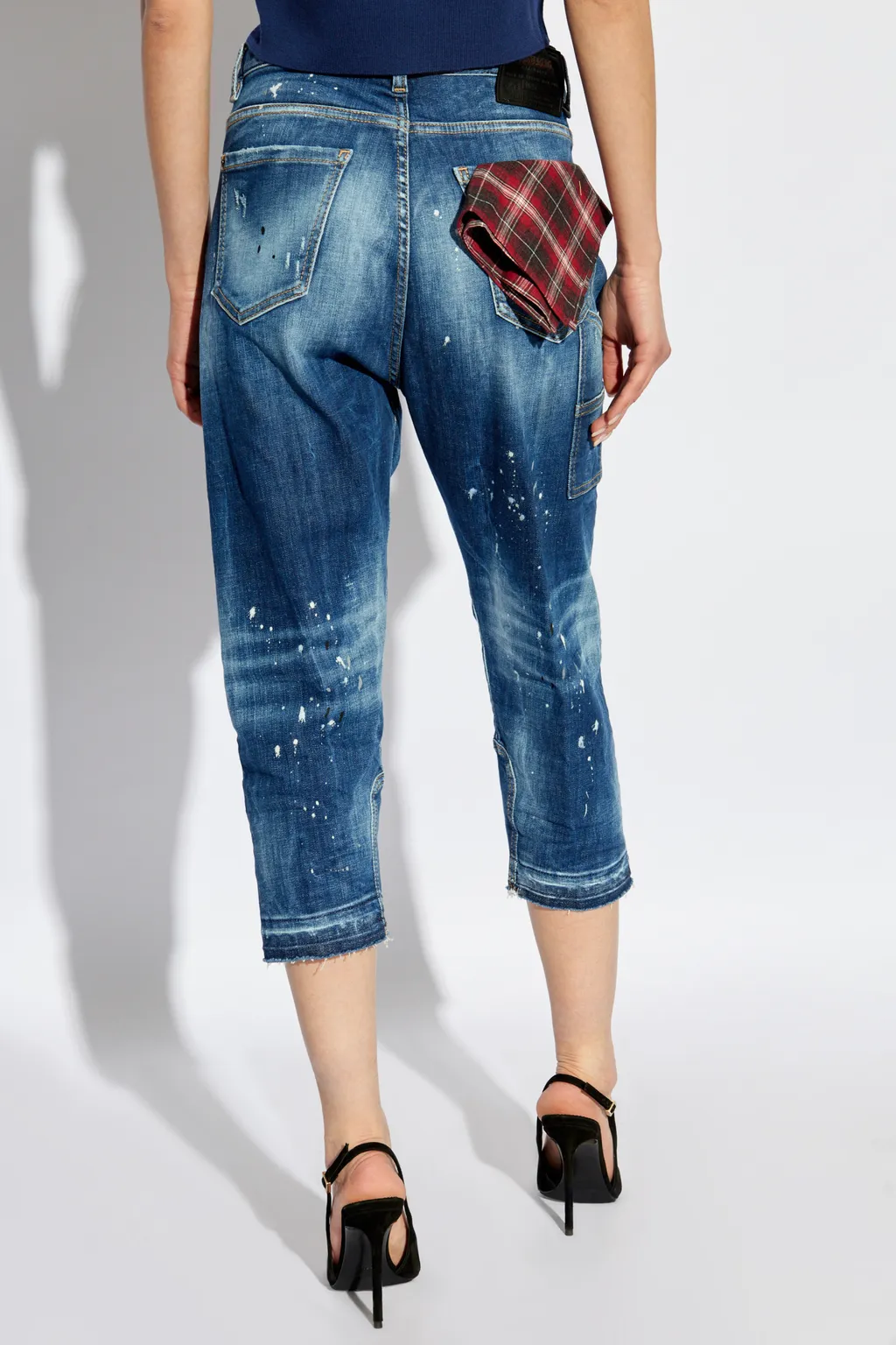 Distressed Cropped Jeans