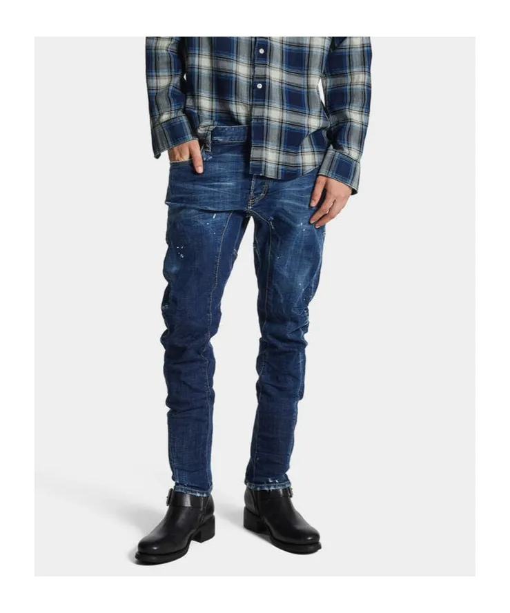 Distressed Skinny Jeans