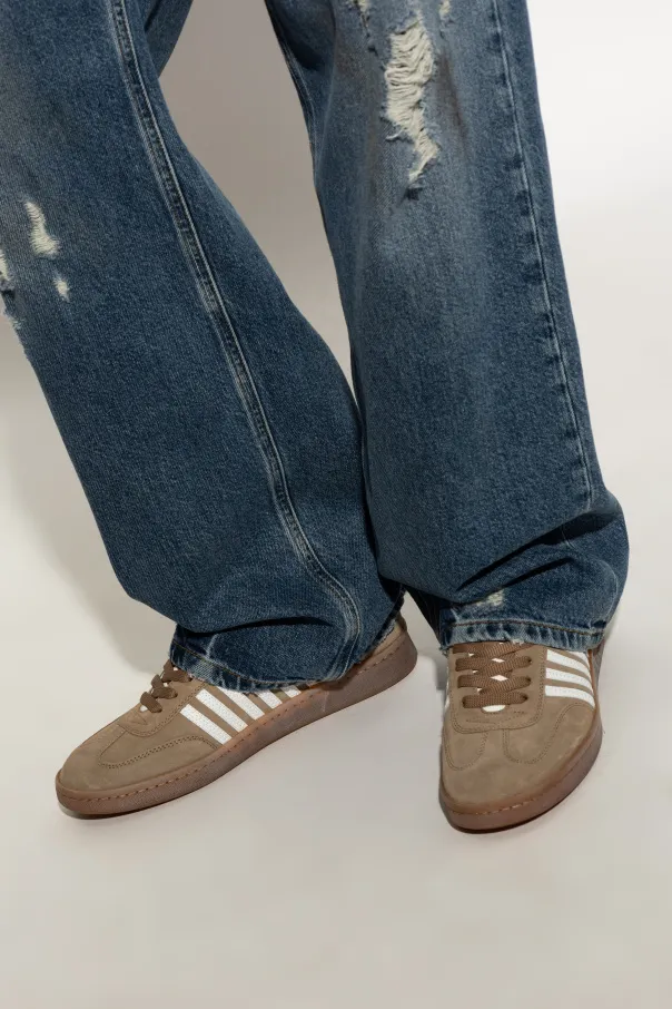 Boxer Low-Top Sneakers