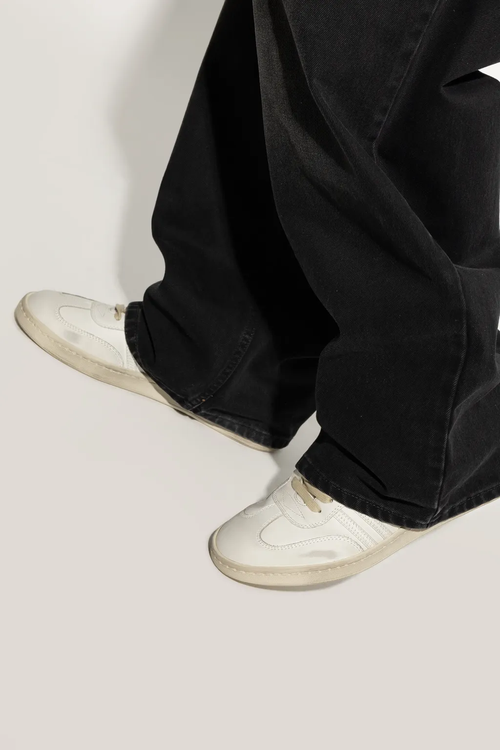 Dirty Boxer Sneakers
