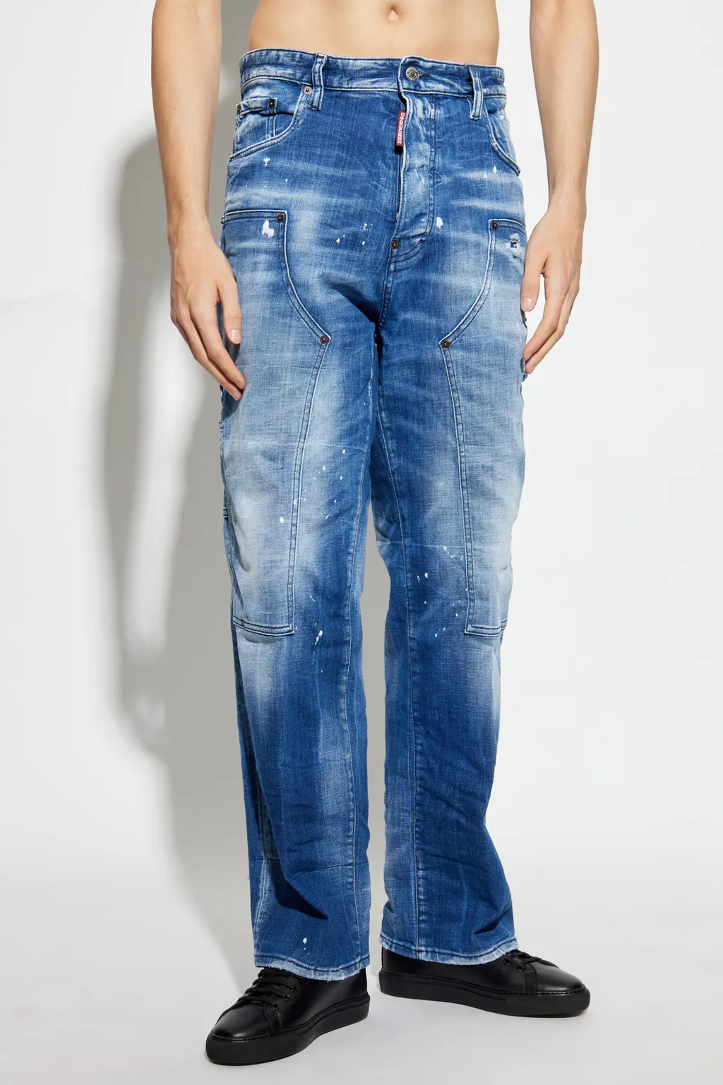 Loose-Fit Distressed Jeans
