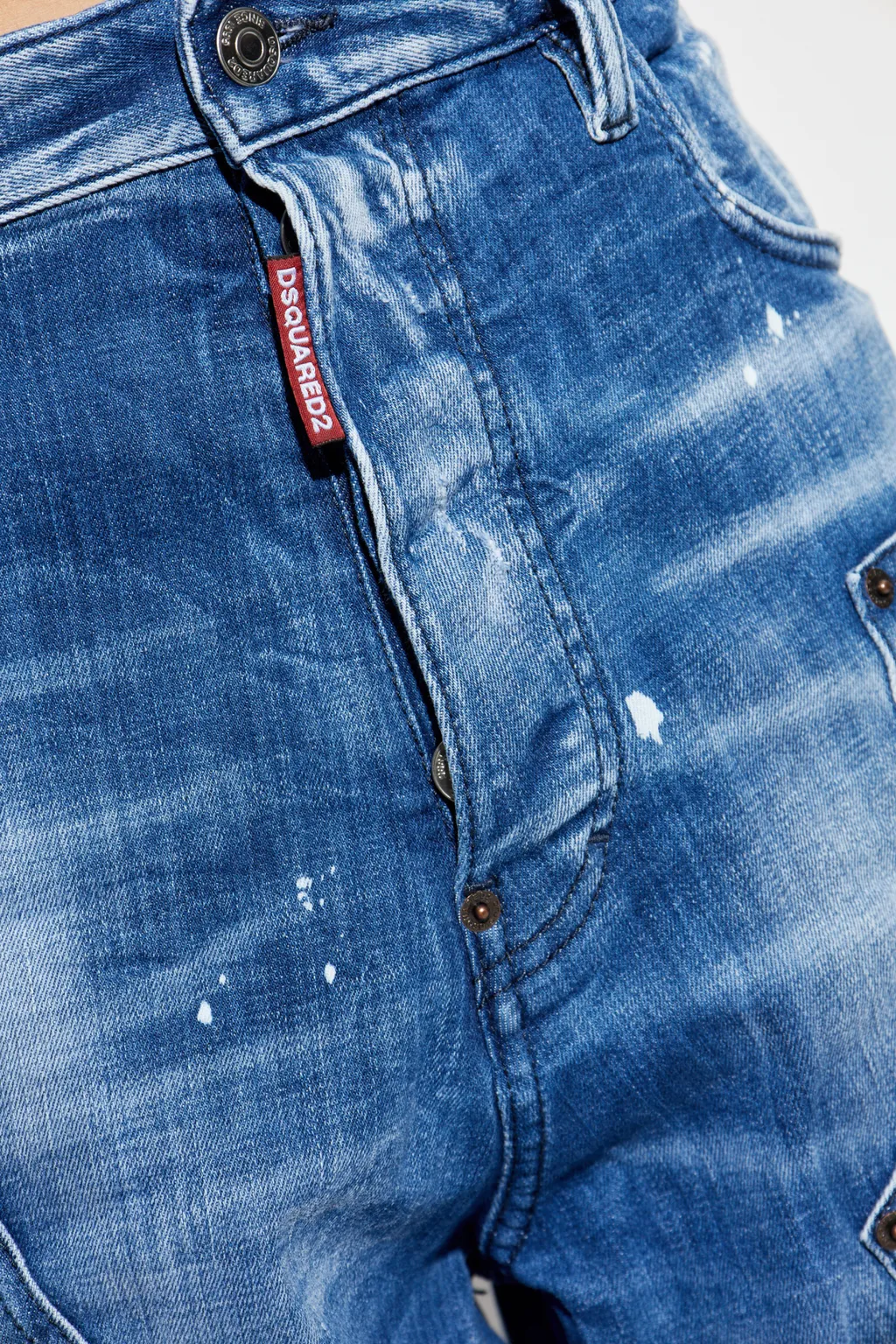 Loose-Fit Distressed Jeans