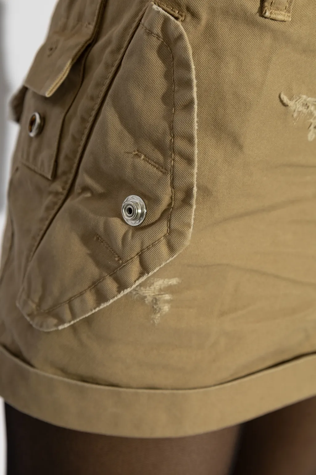 Pocet Detailed Distressed Mini Skirt