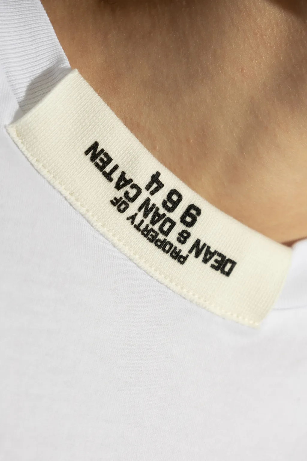Logo Printed Neckline Short-Sleeved T-Shirt