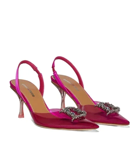 Logo Embellished Pointed Toe Pumps