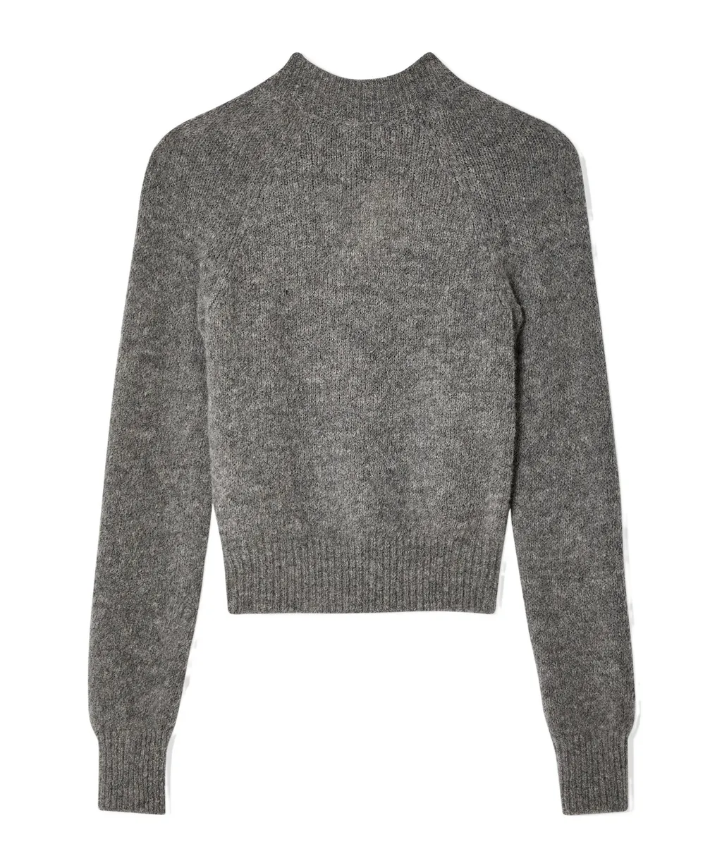 Round-Neck And Long-Sleeved Sweater