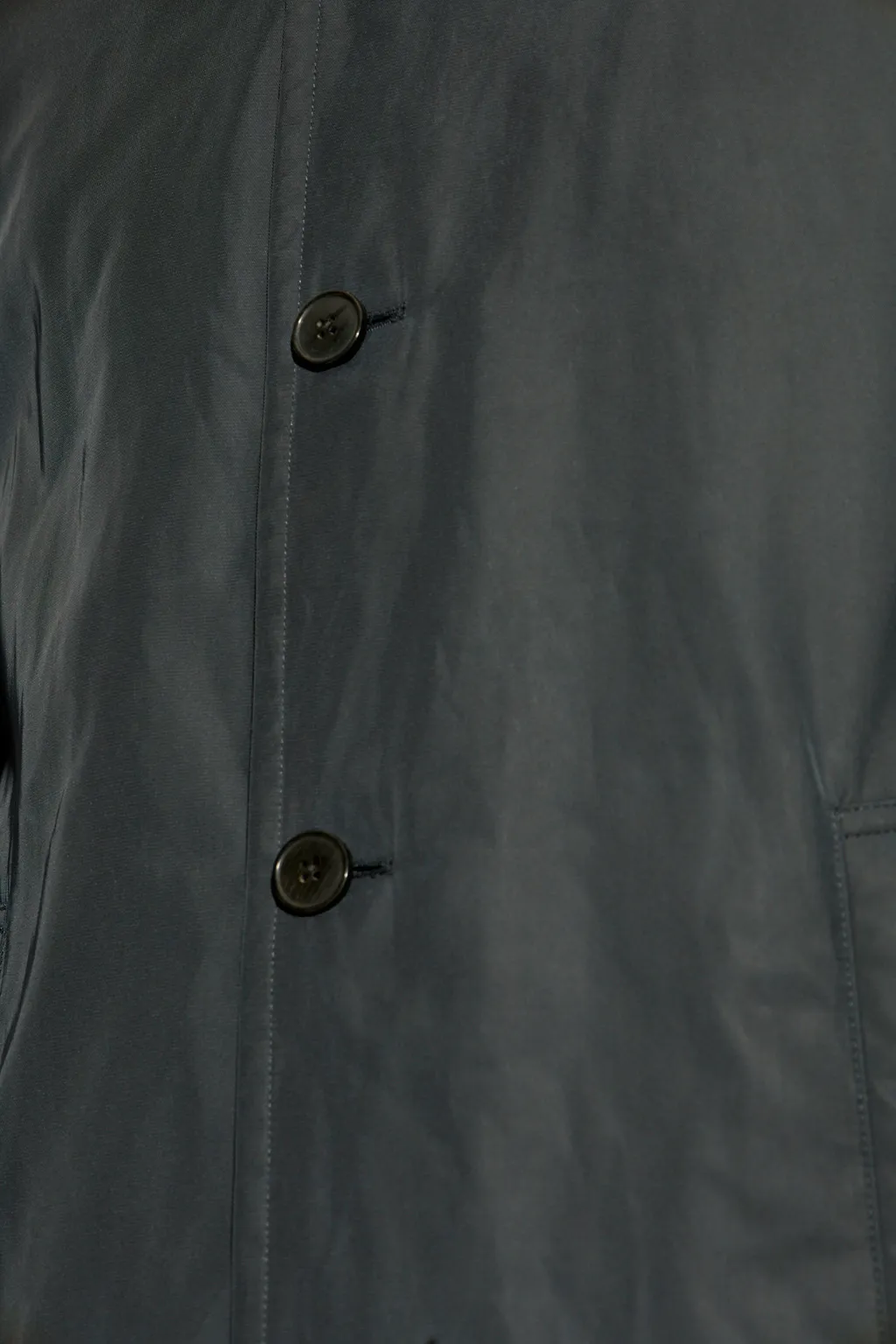 Long-Sleeved Windbreaker