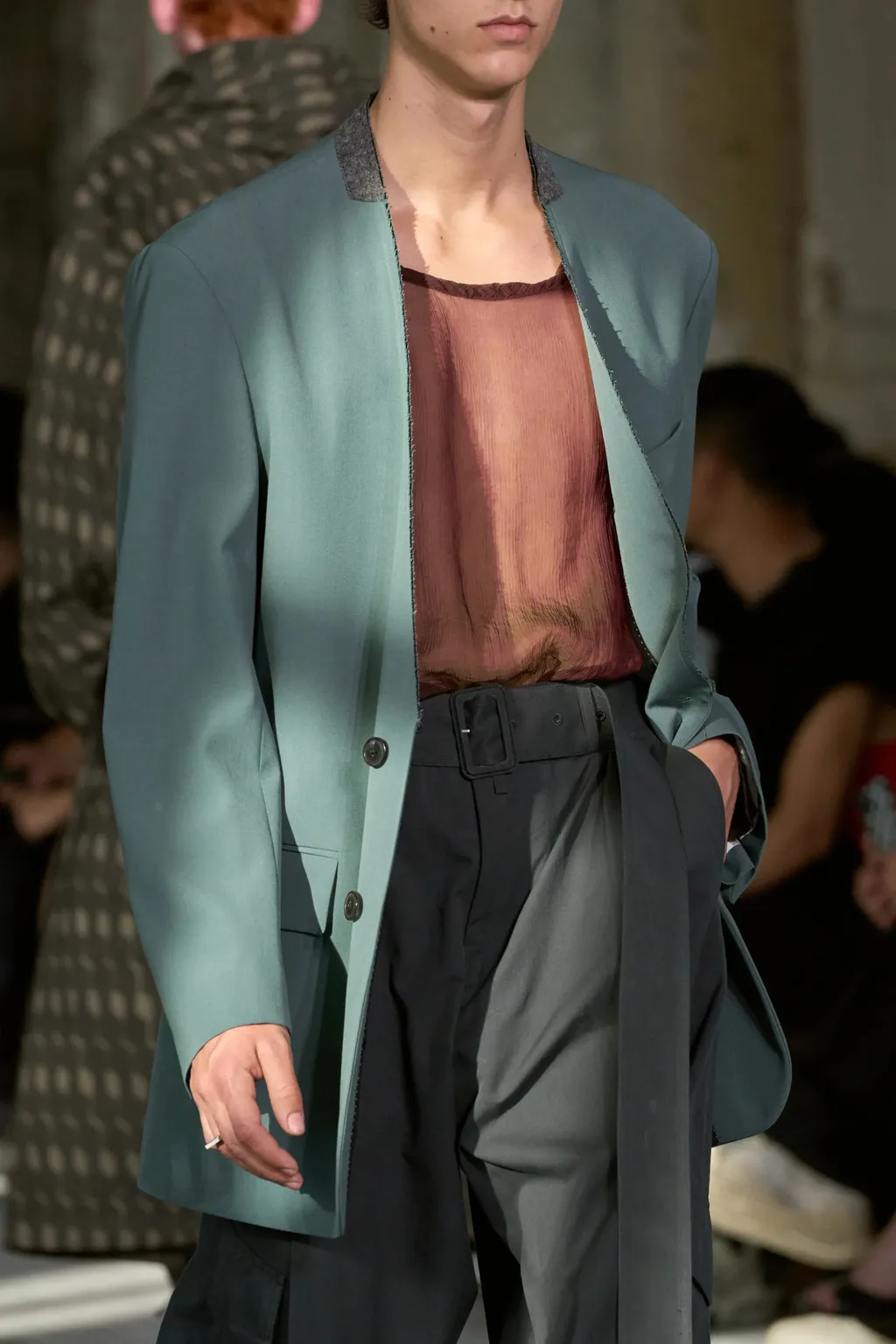 Single-Row Suit Coat
