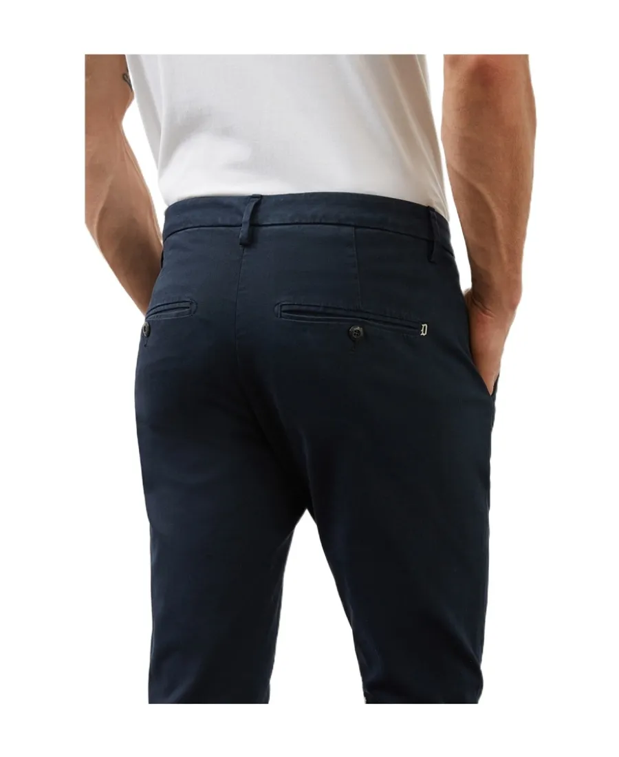 Slim Cut Stretched Chinos