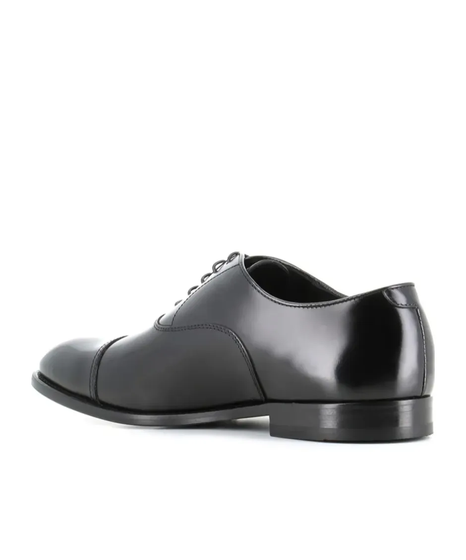 Round Toe Oxford Shoes