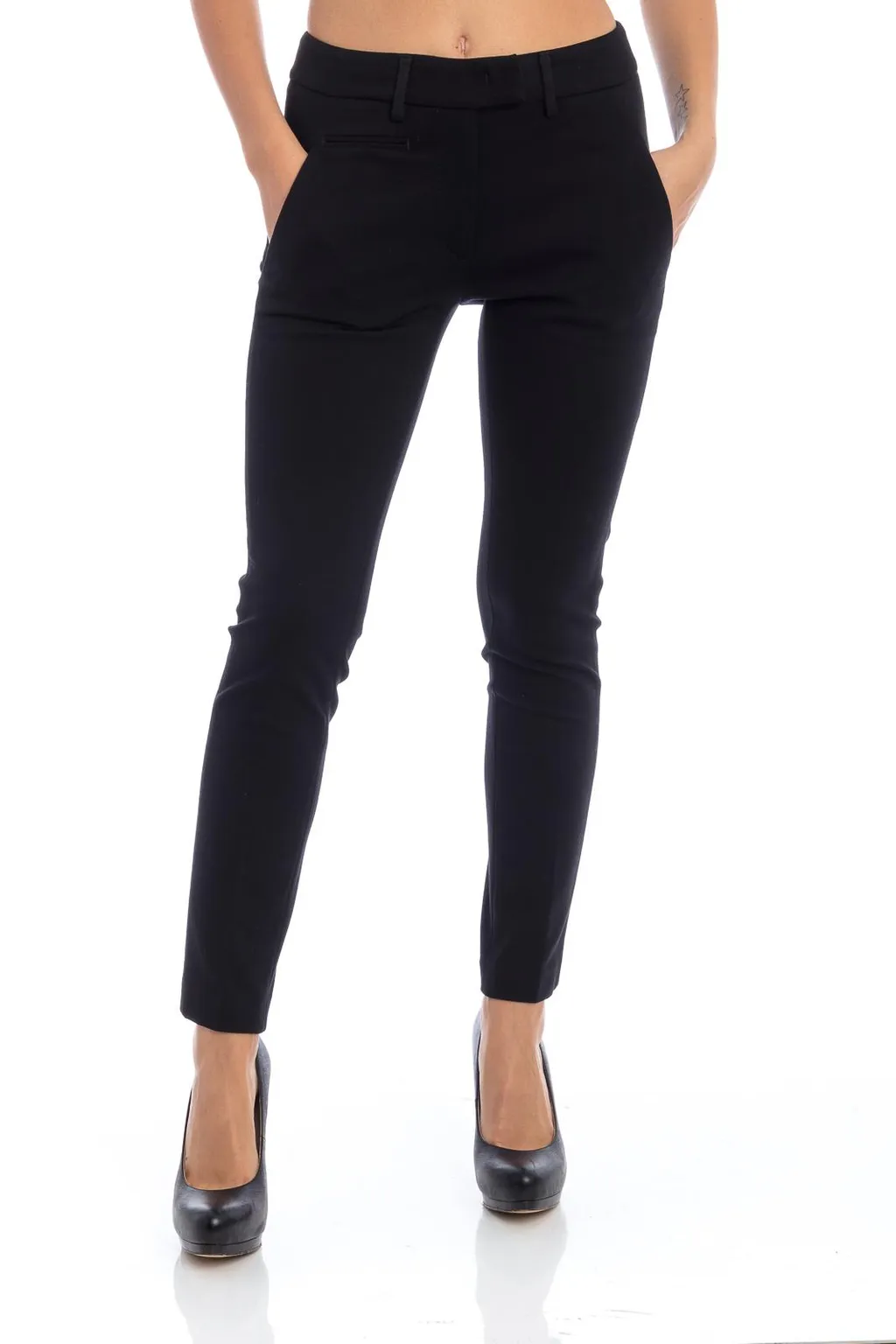 Mid-Rise Skinny Cut Trousers