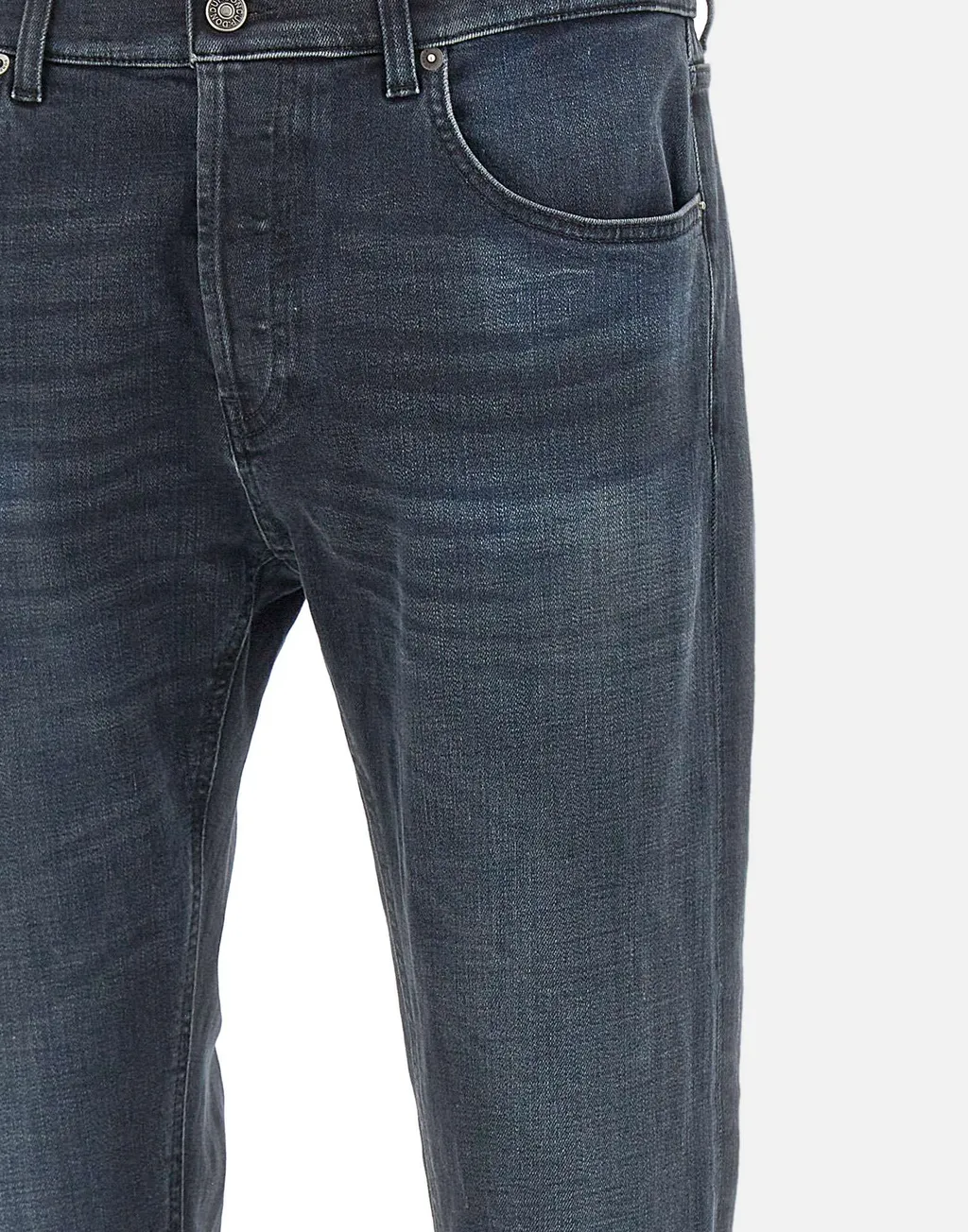 Dian Slim Carrot Jeans