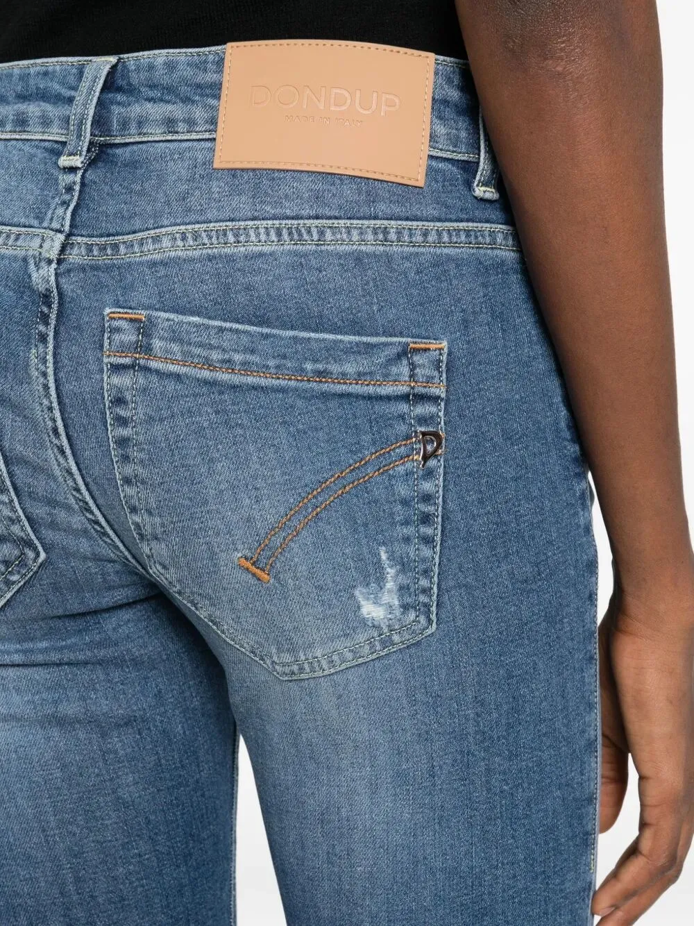 Distressed Cropped Jeans