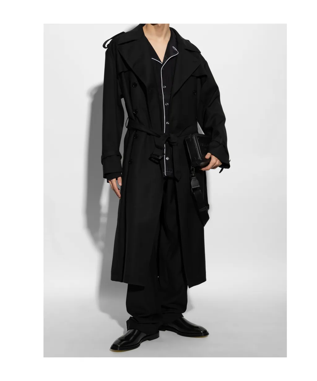Contrast-Stitch Long-Sleeved Pajamas Top