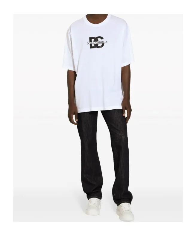 Classic Straight-Leg Jeans