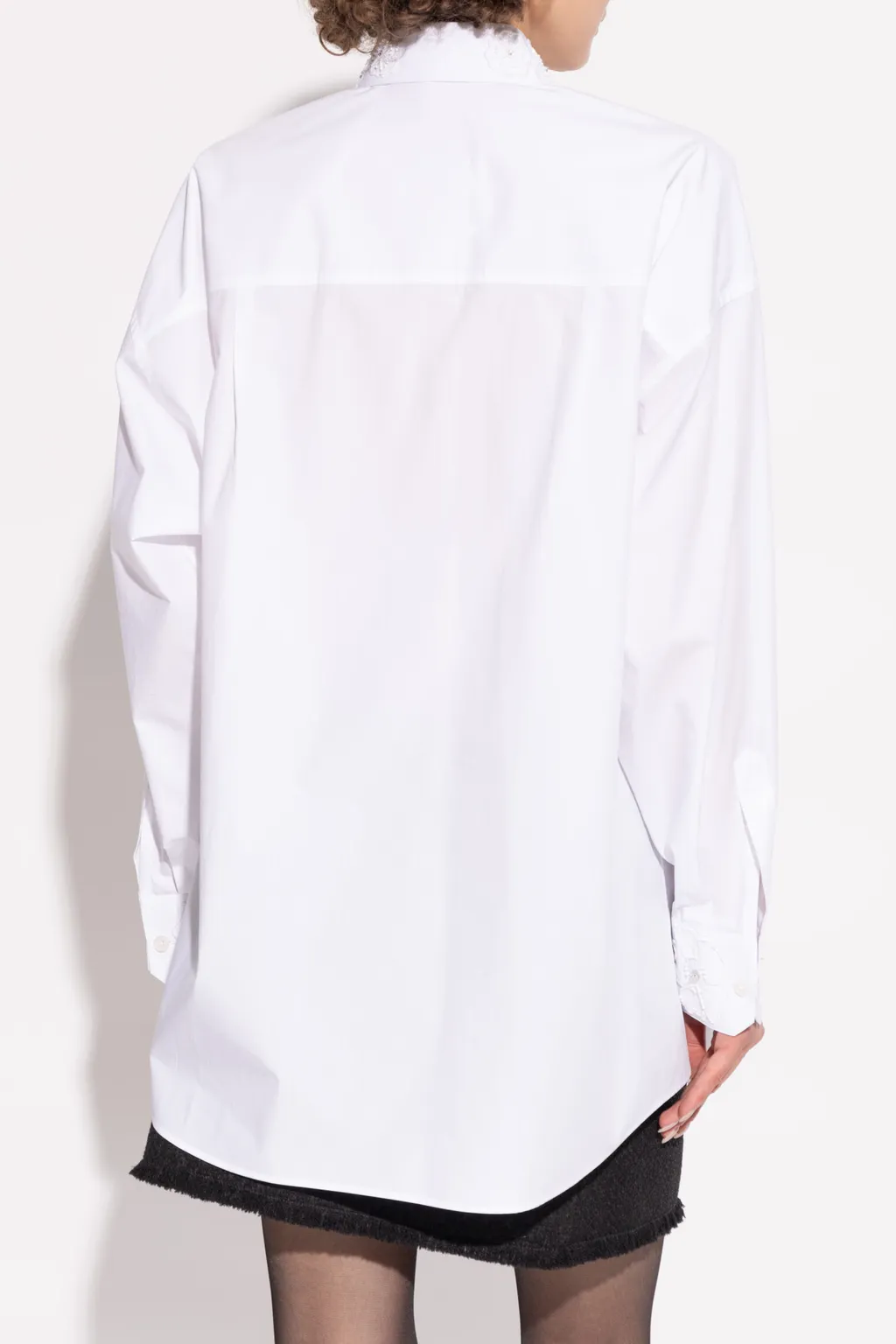 Embroidered Collar Long-Sleeved Shirt