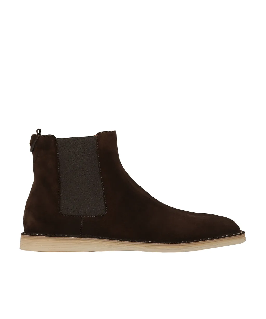 Round Toe Chelsea Boots
