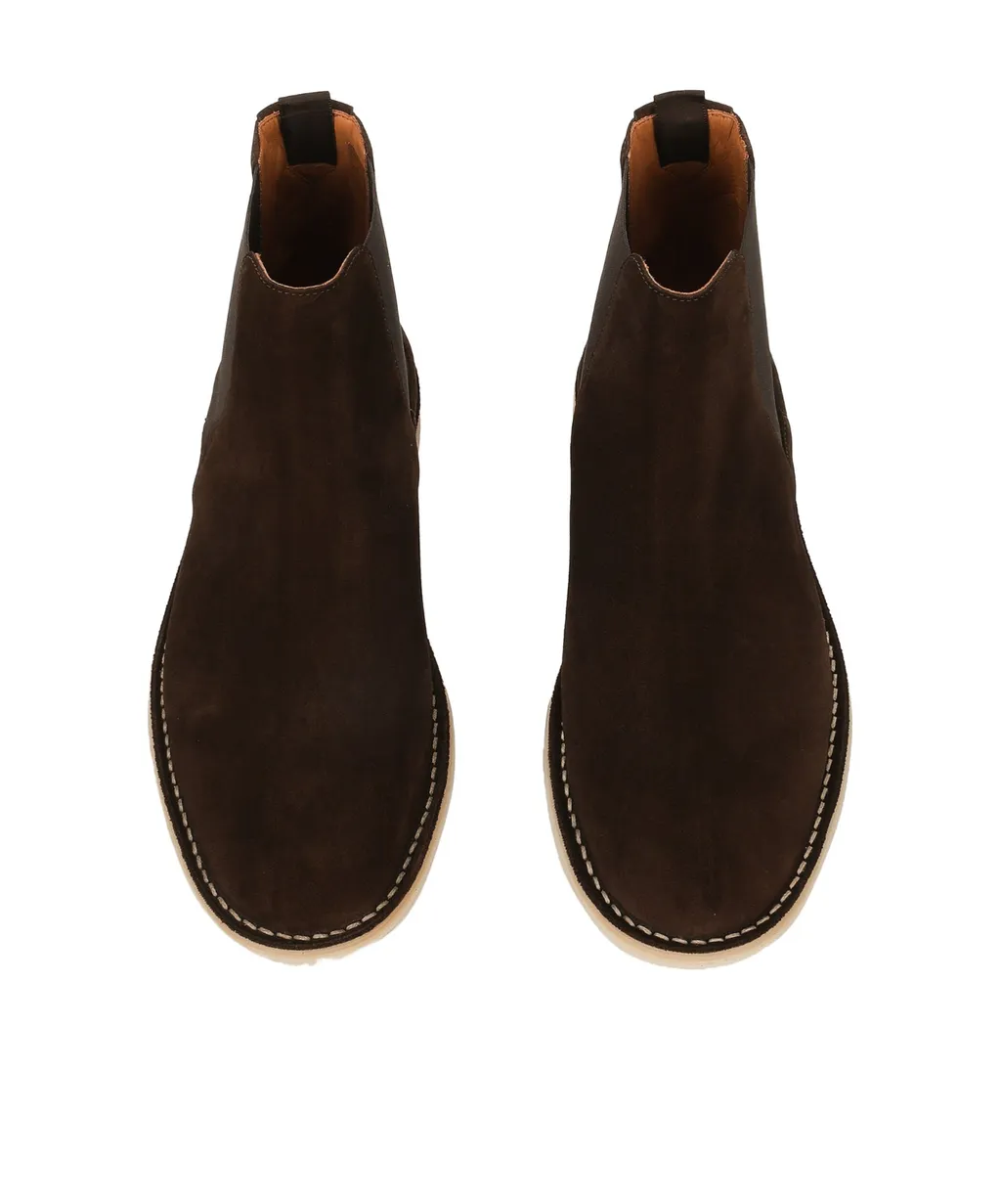 Round Toe Chelsea Boots