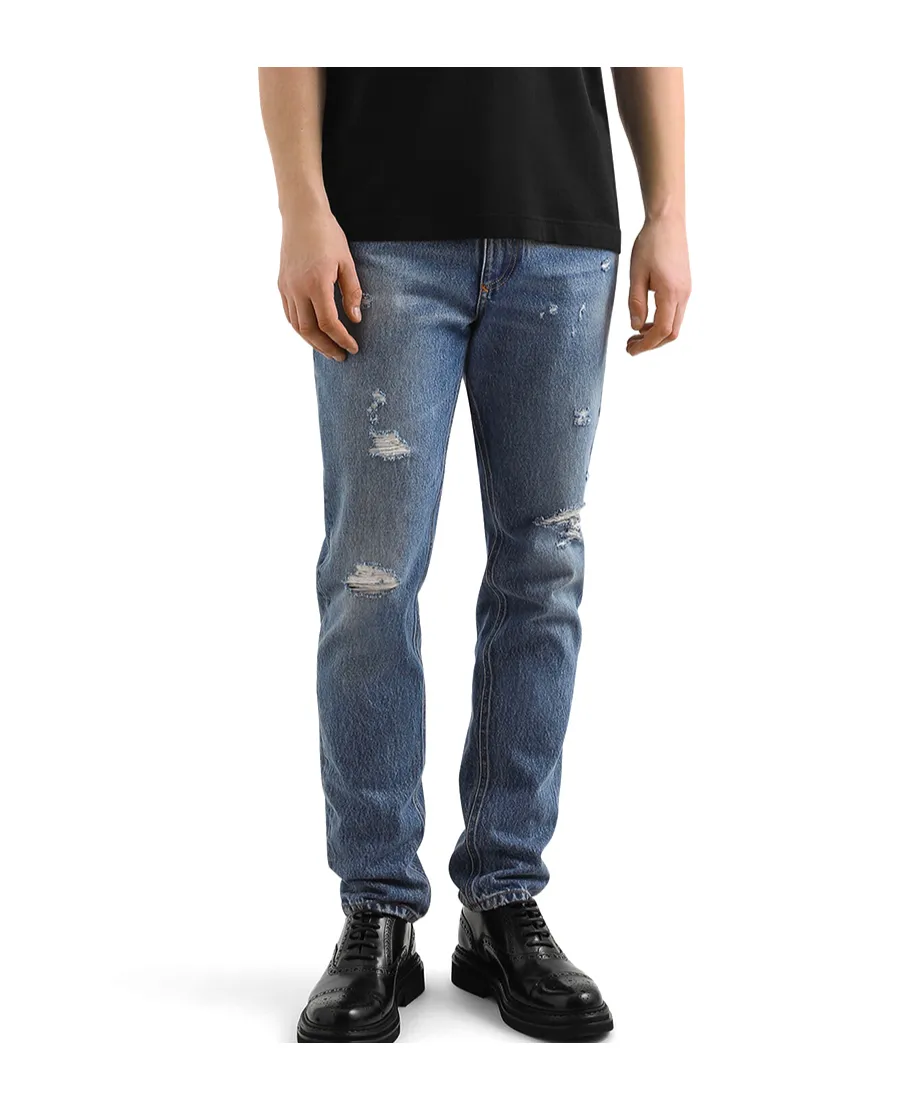 Distressed Jeans
