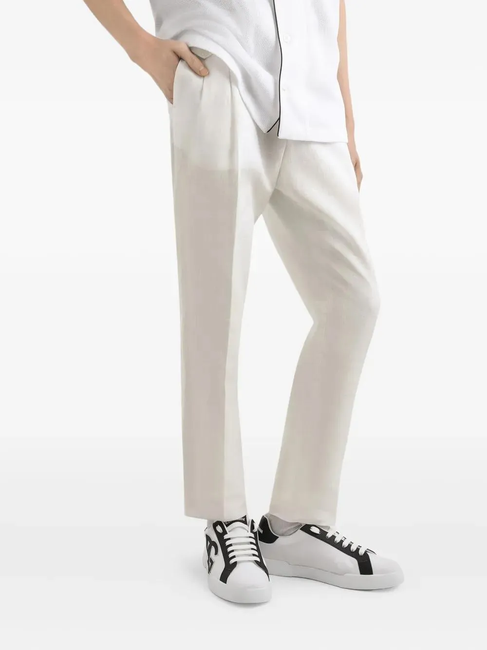 Linen Tapered Trousers