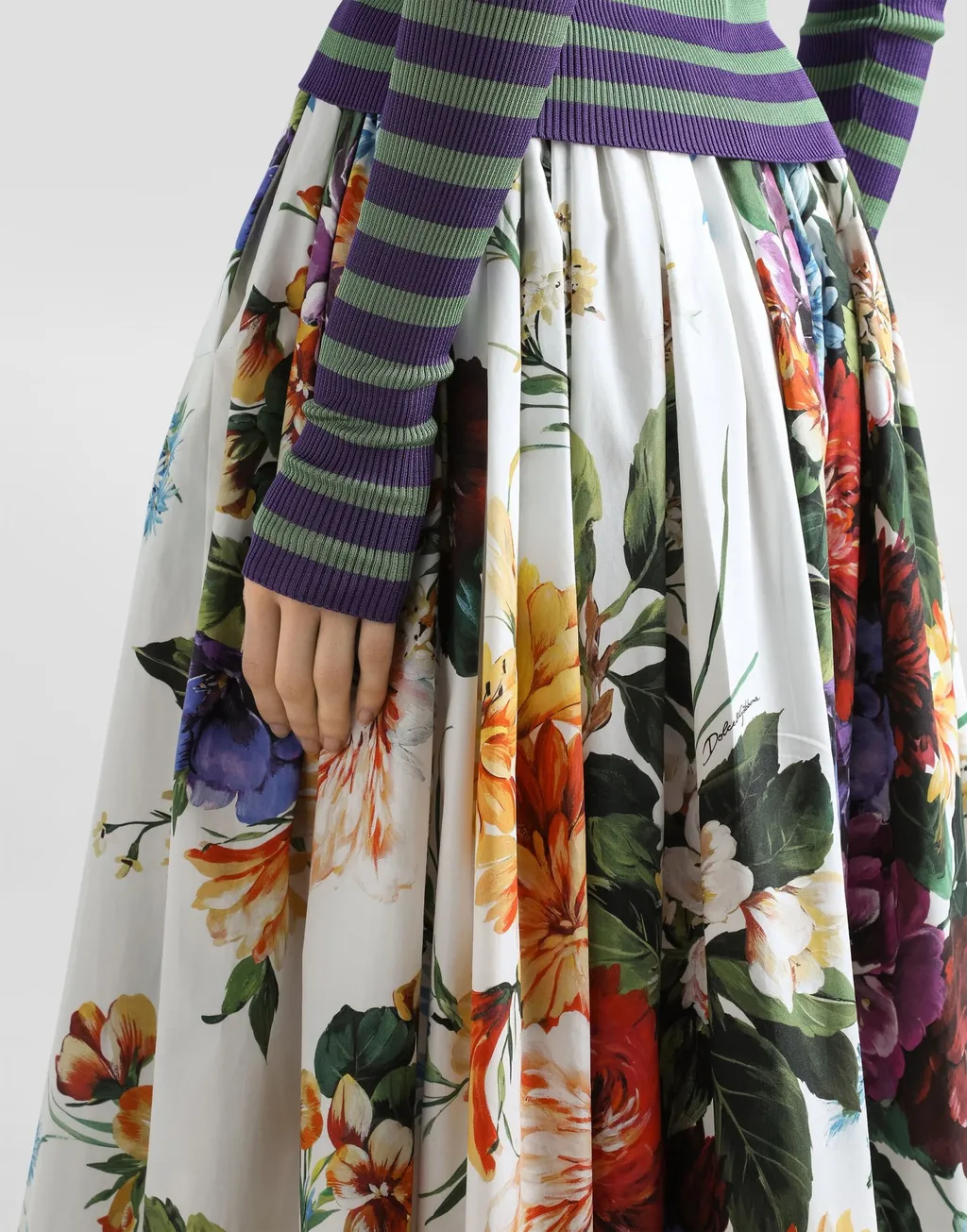 Bouquet Flower-Printed Wide Skirt