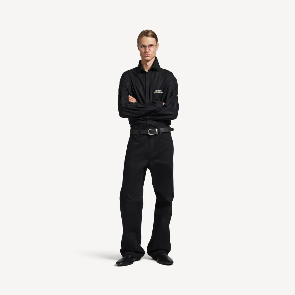 Curved Knee Pants