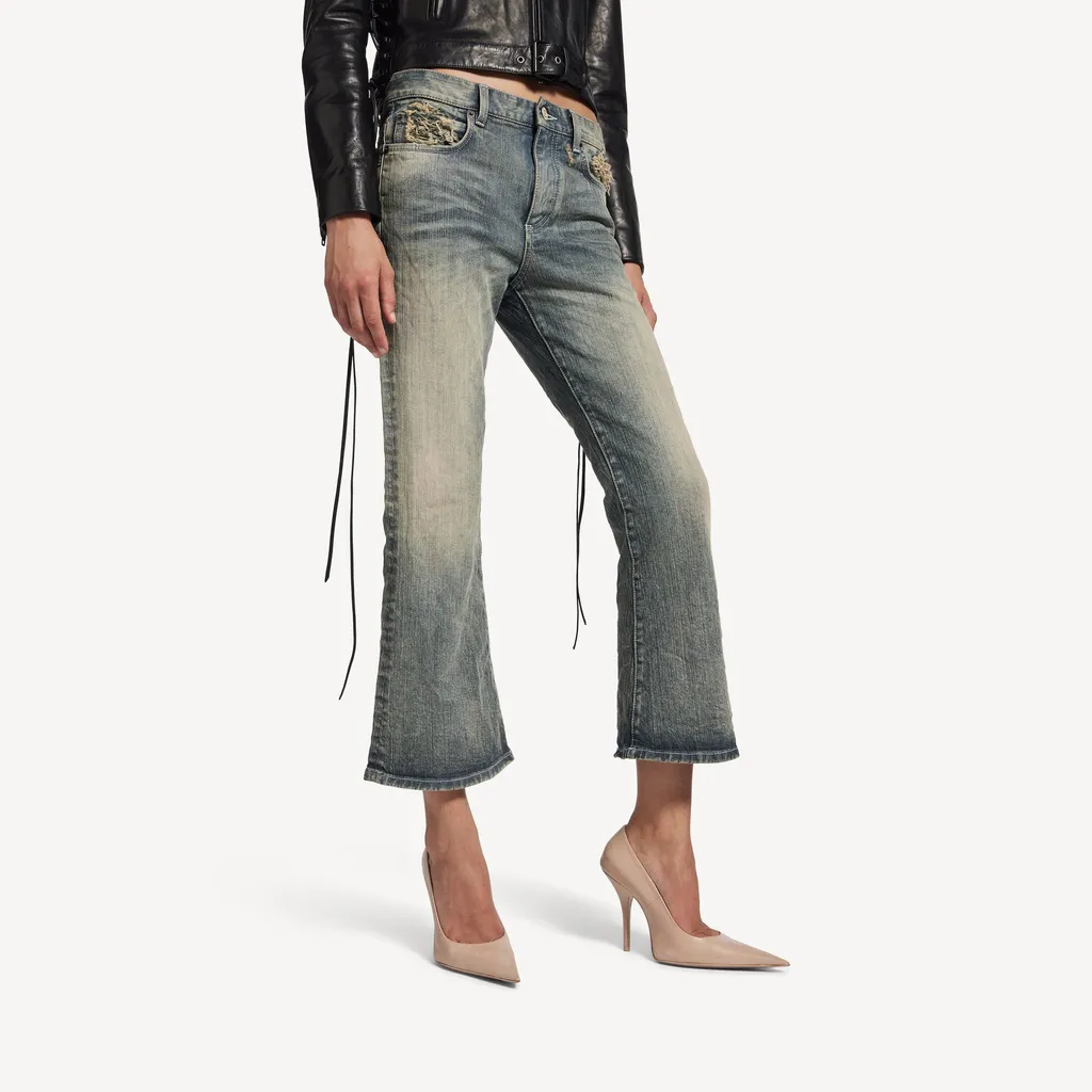 Lace Flared Capri Pants
