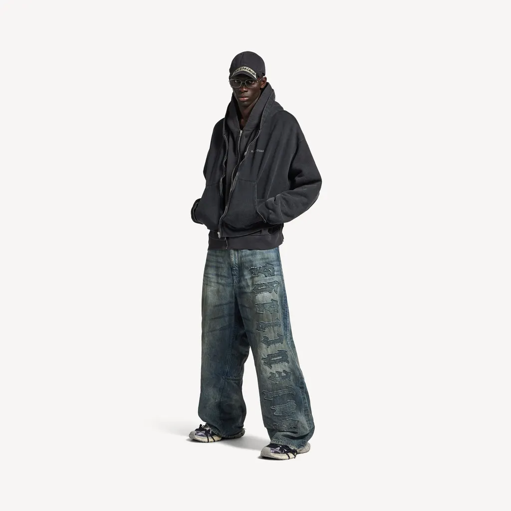 Minimal Baggy Pants