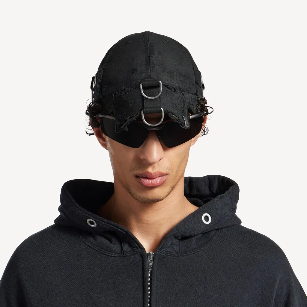 D-Ring Cargo Cap