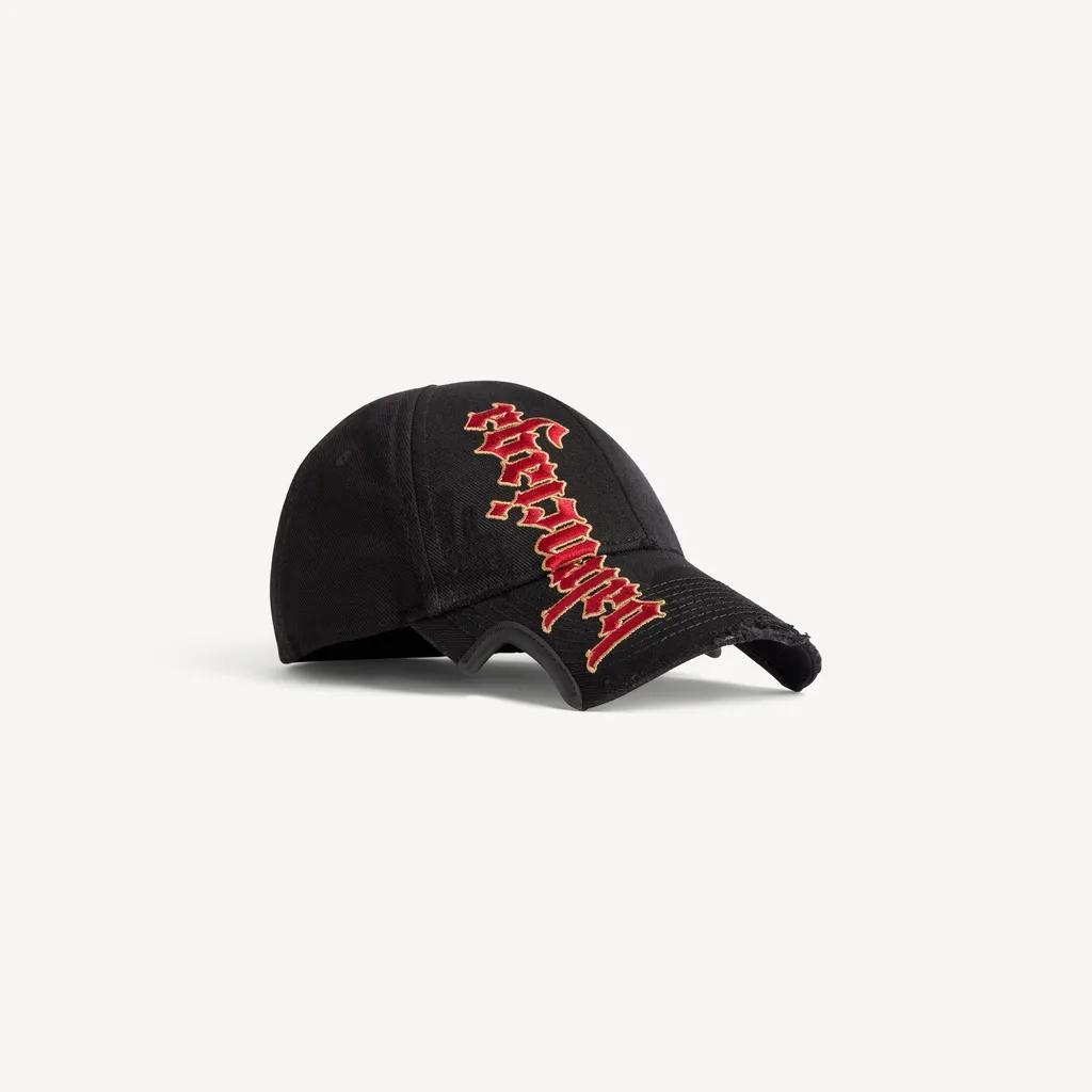 Gothic Placement No Closure Cap