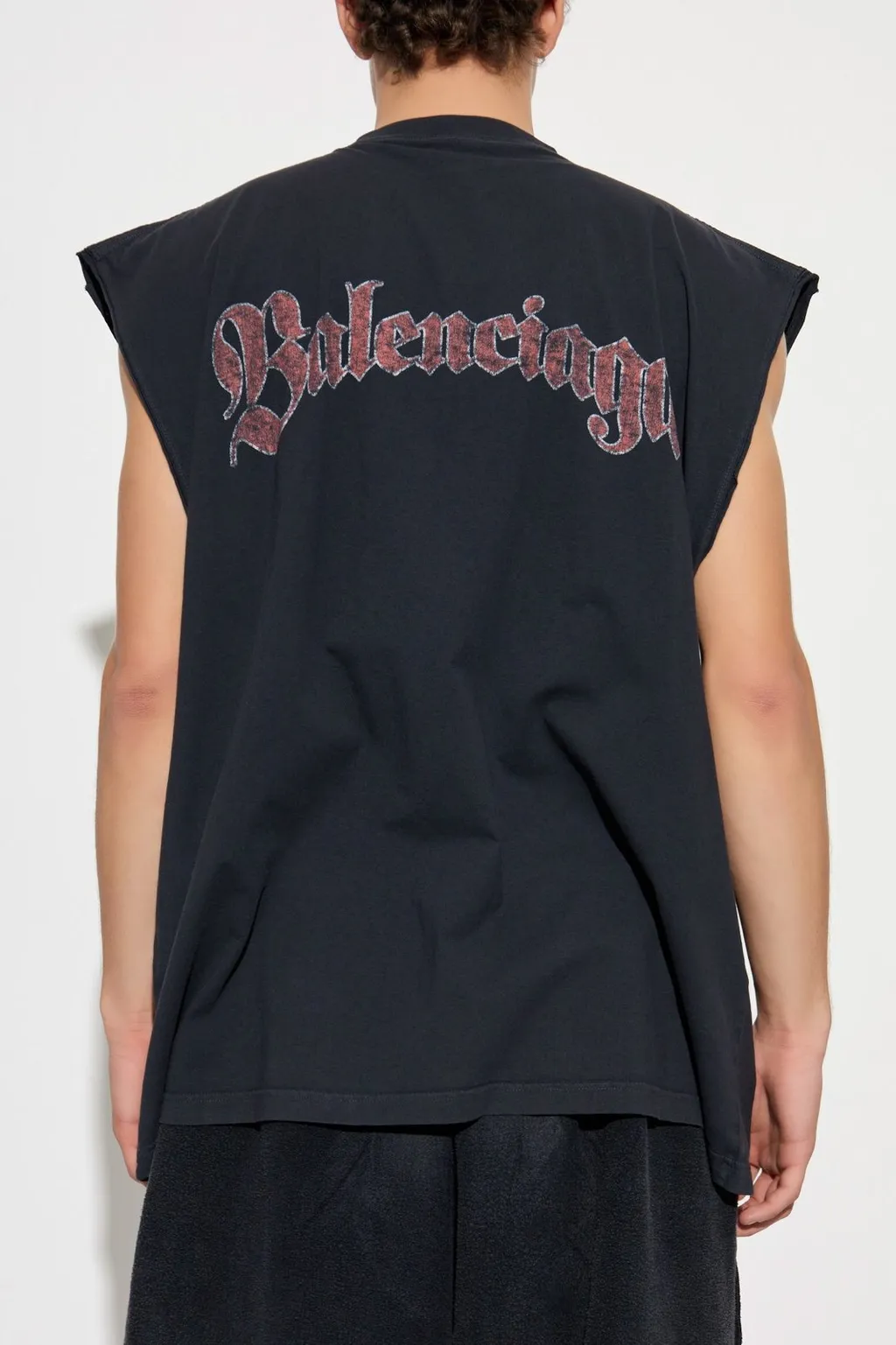 Spiral Crest Sleeveless T-Shirt