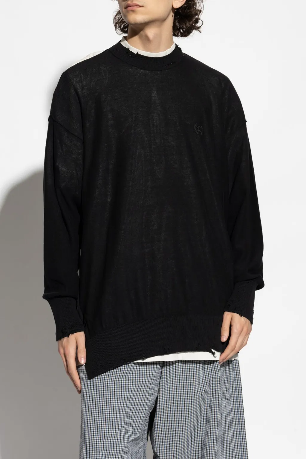 Bb Logo Embroidered Distressed Knit Jumper
