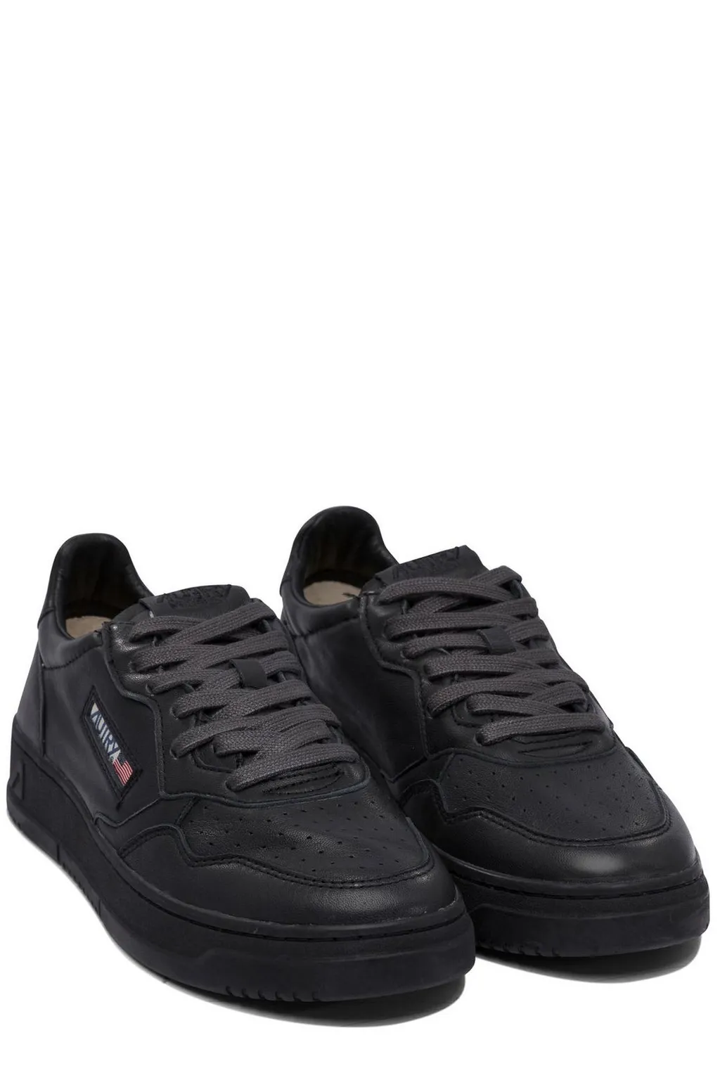Medalist Low-Top Sneakers