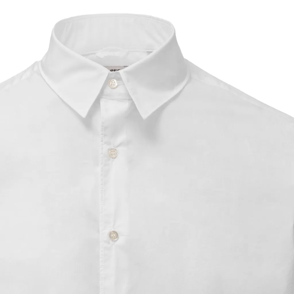 Straight-Point Collared Buttoned Shirt