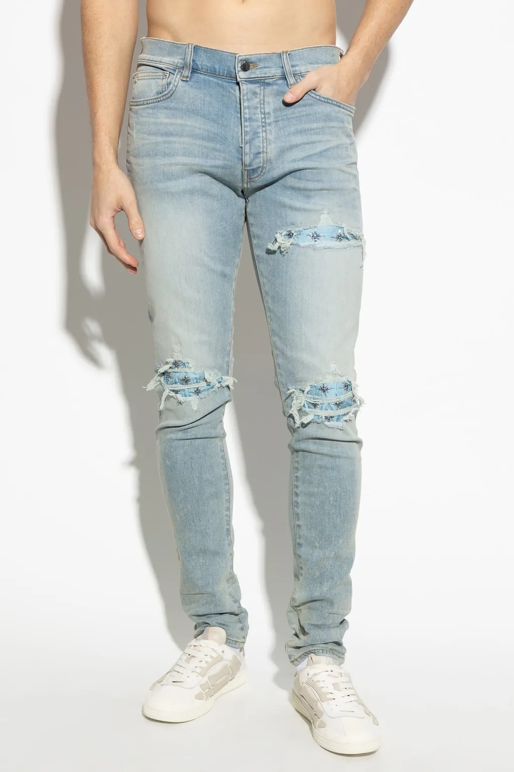 Distressed Skinny Jeans
