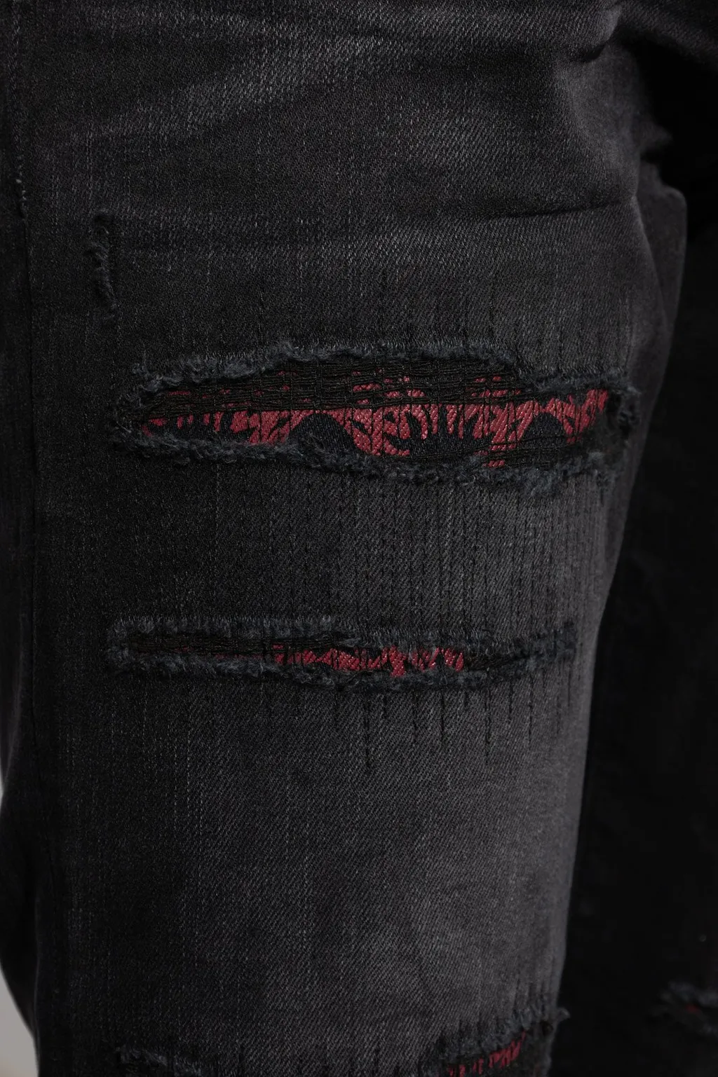 Vintage Effect Distressed Jeans
