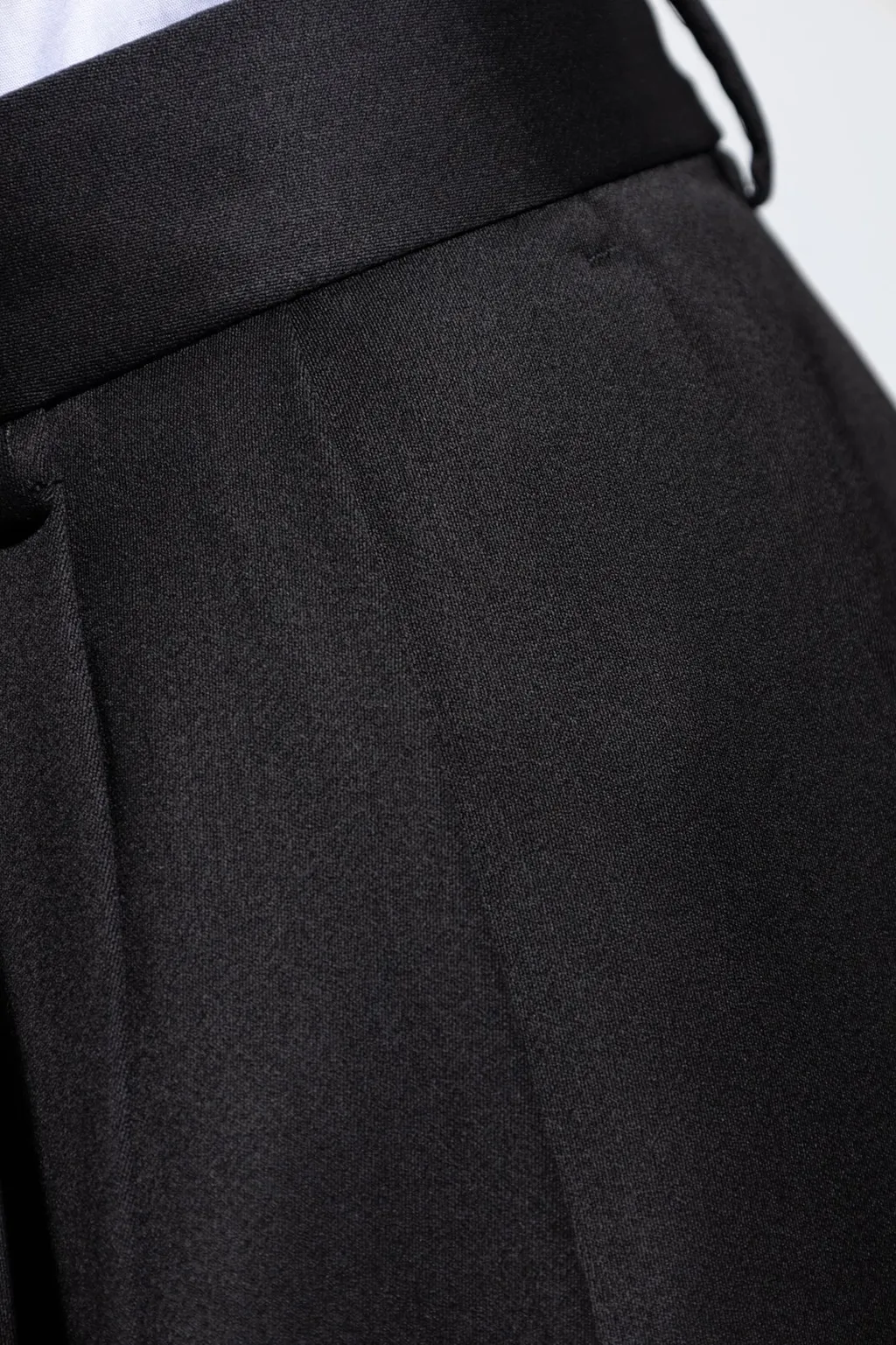 Straight Leg Pleated Trousers
