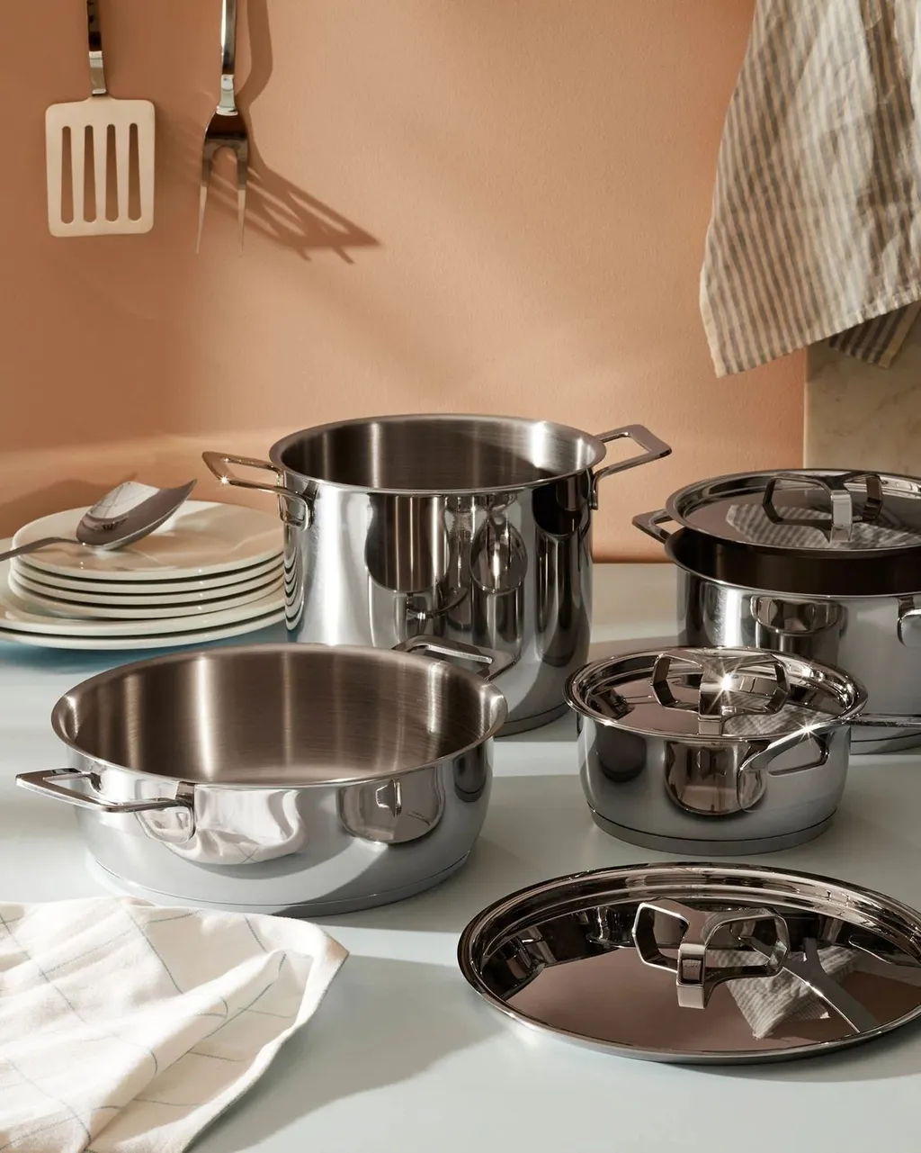 Pack Of 7 Pots And Pans