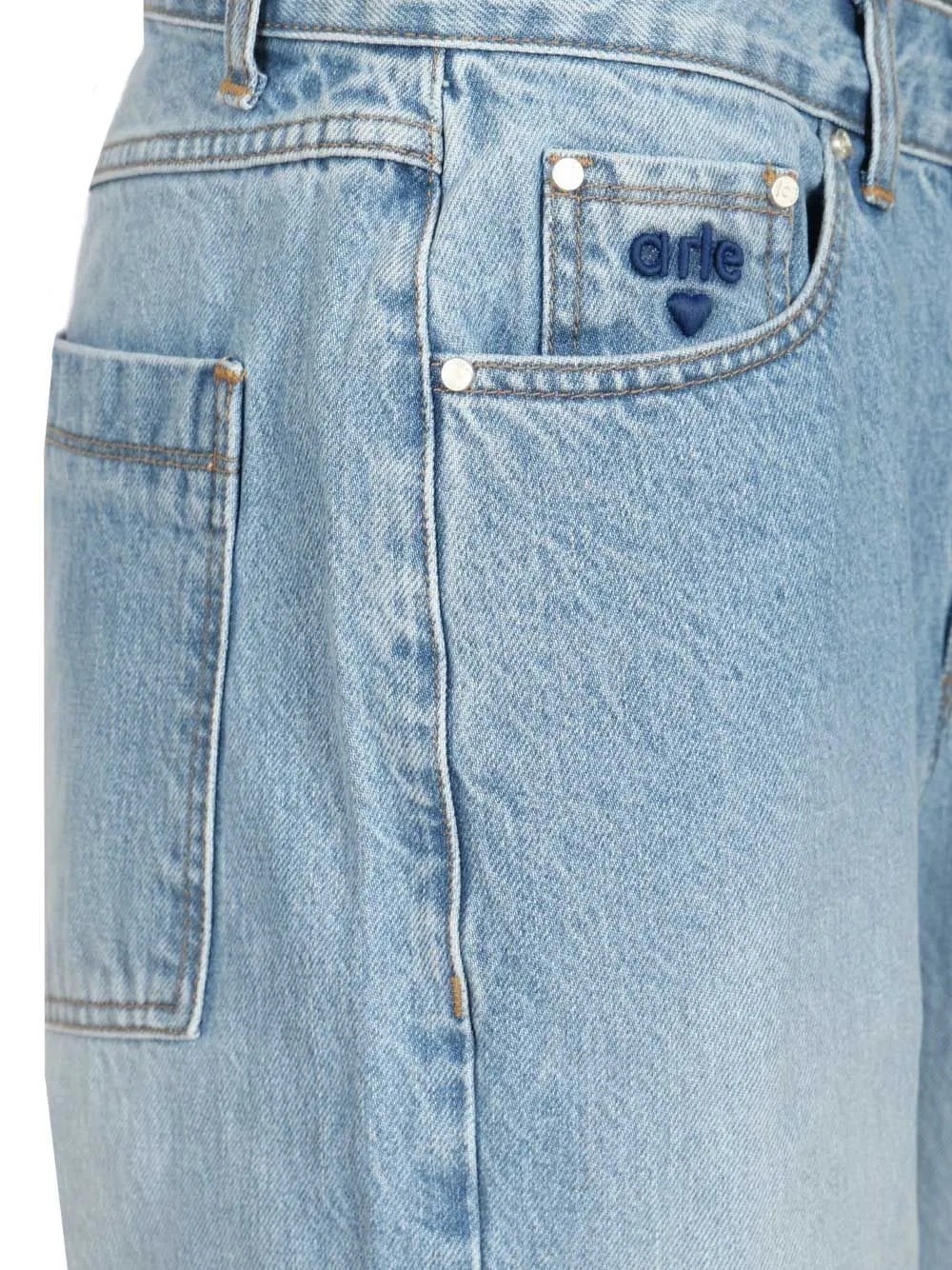 Tapered Fit Jeans