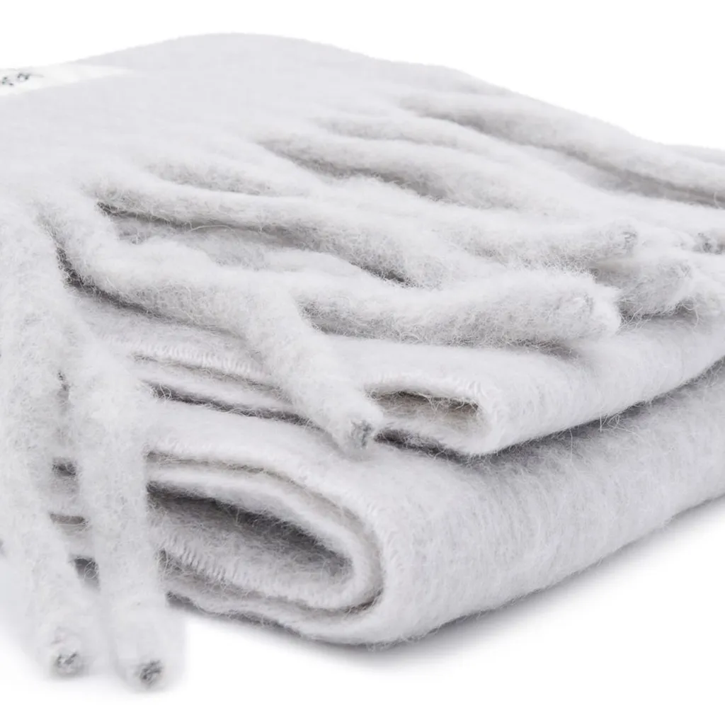 Logo Patch Fringed Scarf