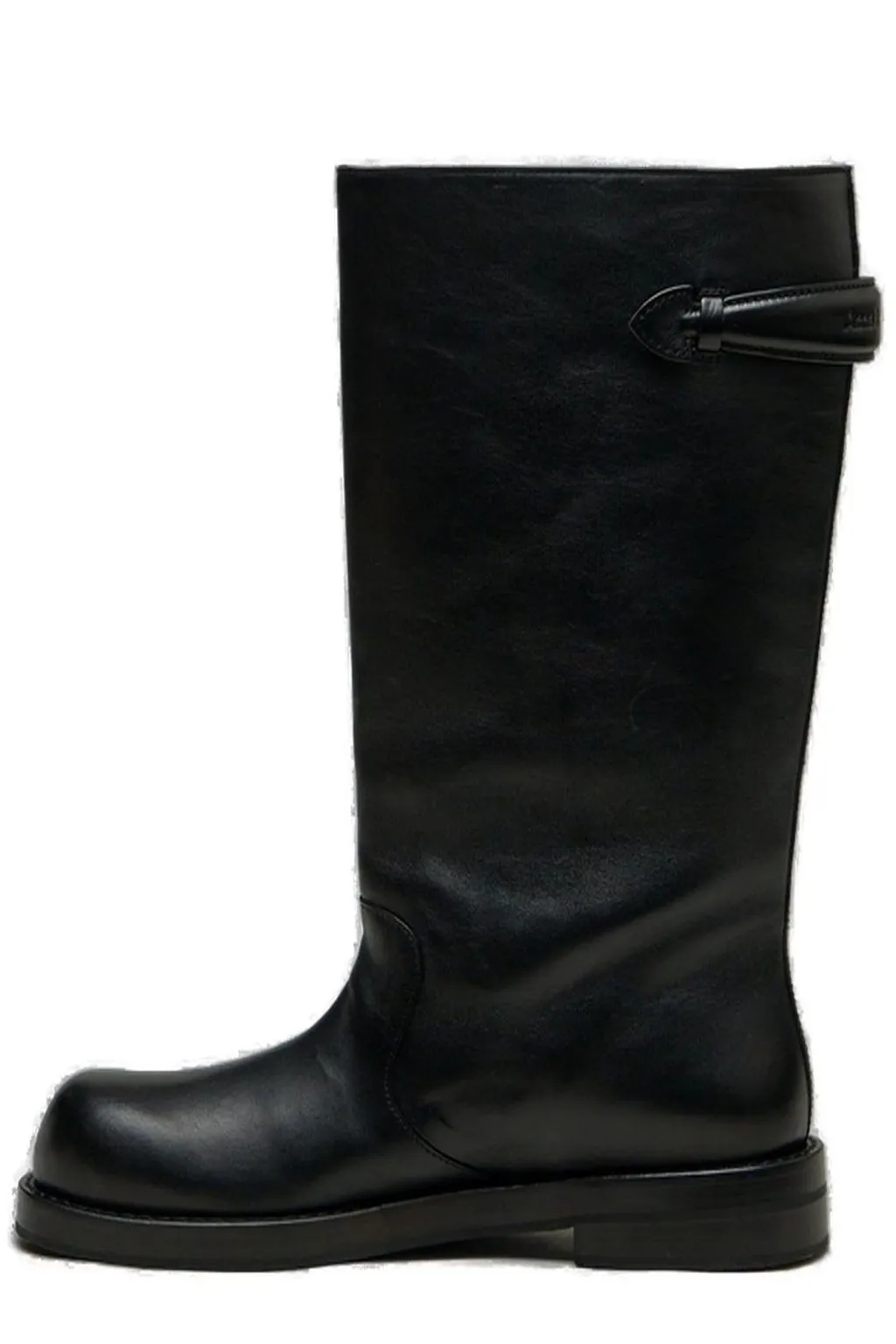 Round-Toe Boots