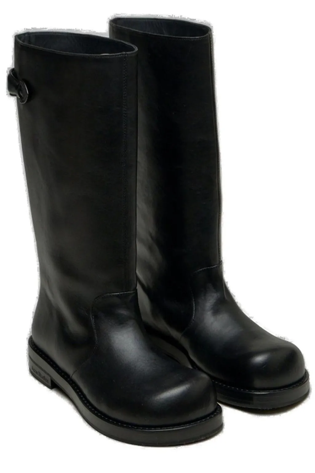 Round-Toe Boots