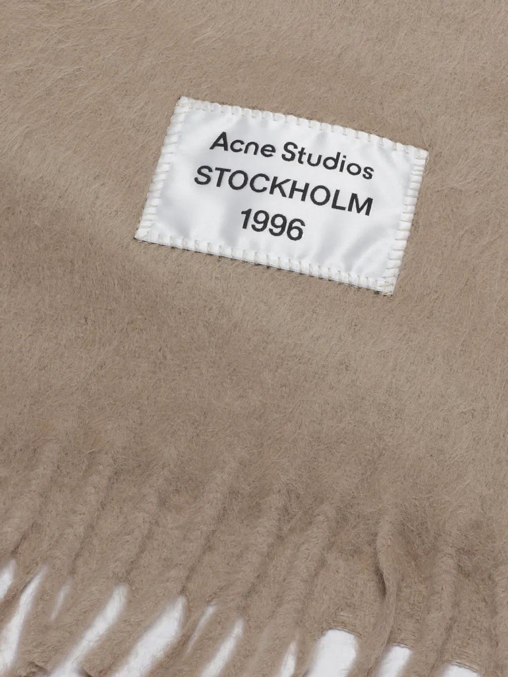 Logo Patch Fringed Scarf