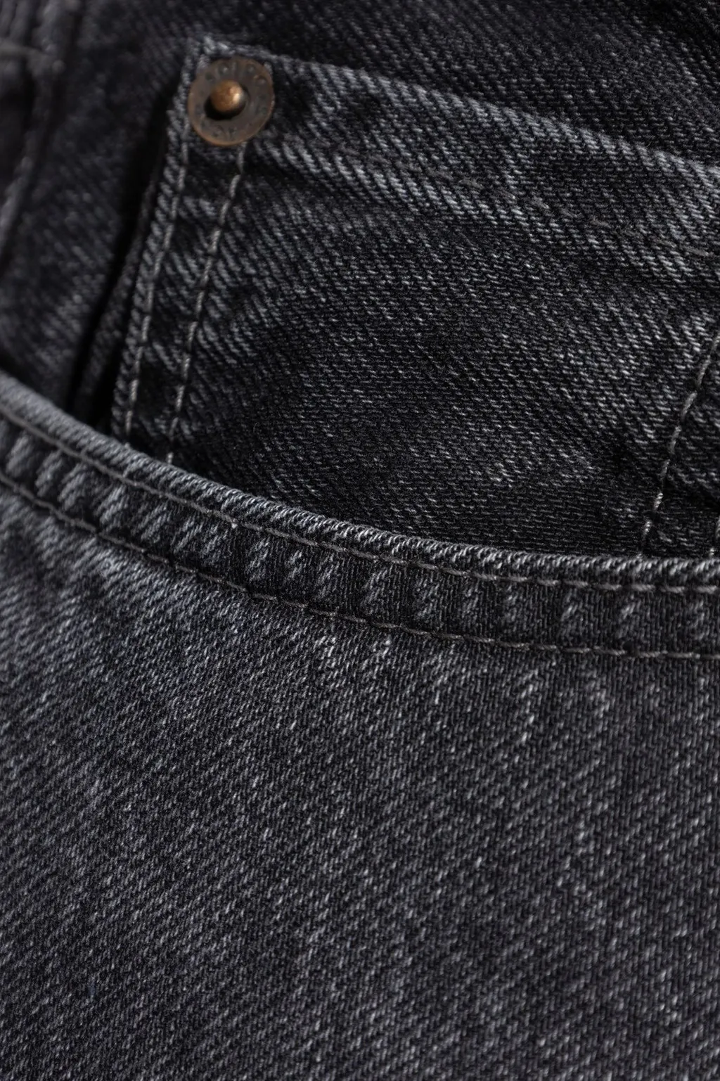 2010 M Straight Leg Jeans