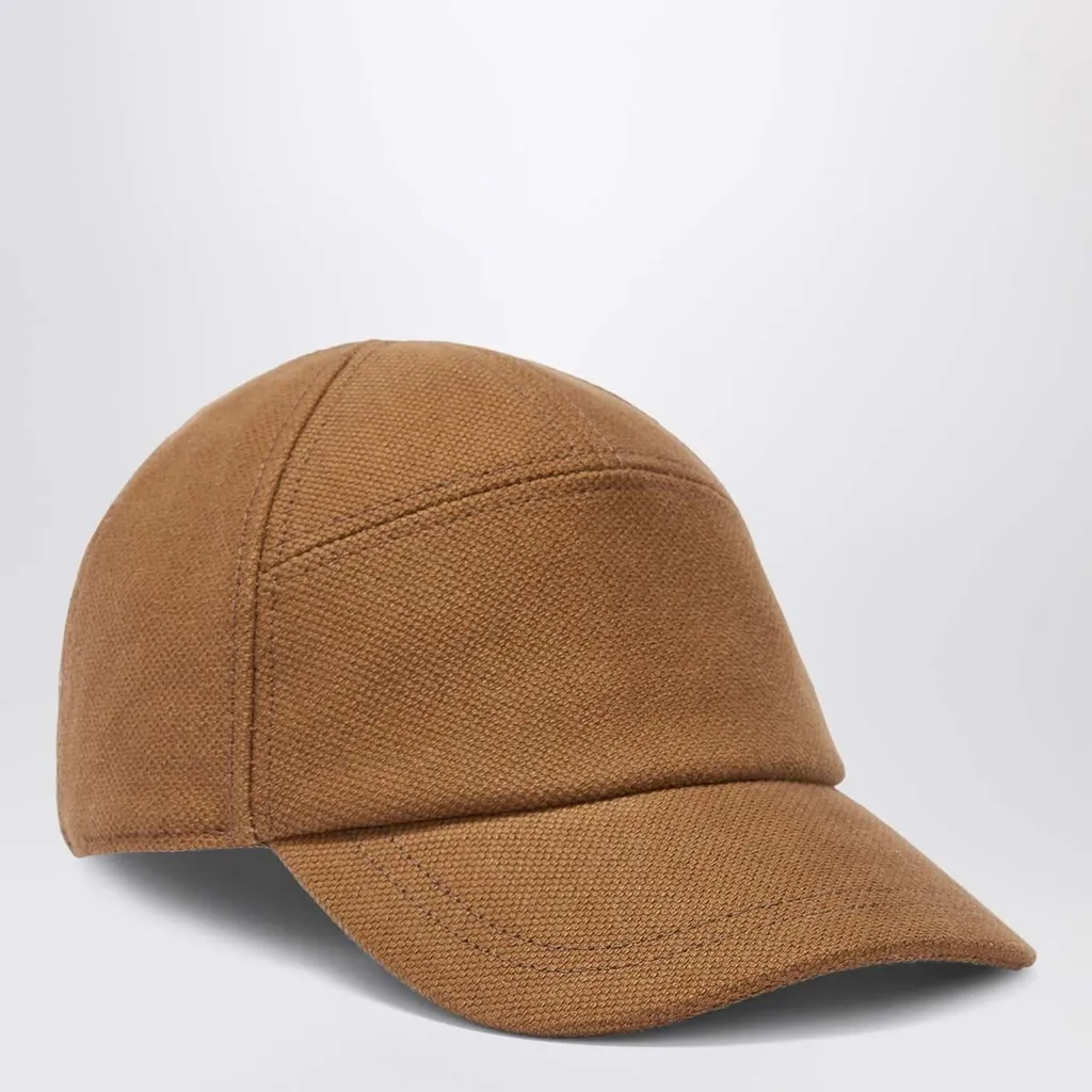 Structured Cap