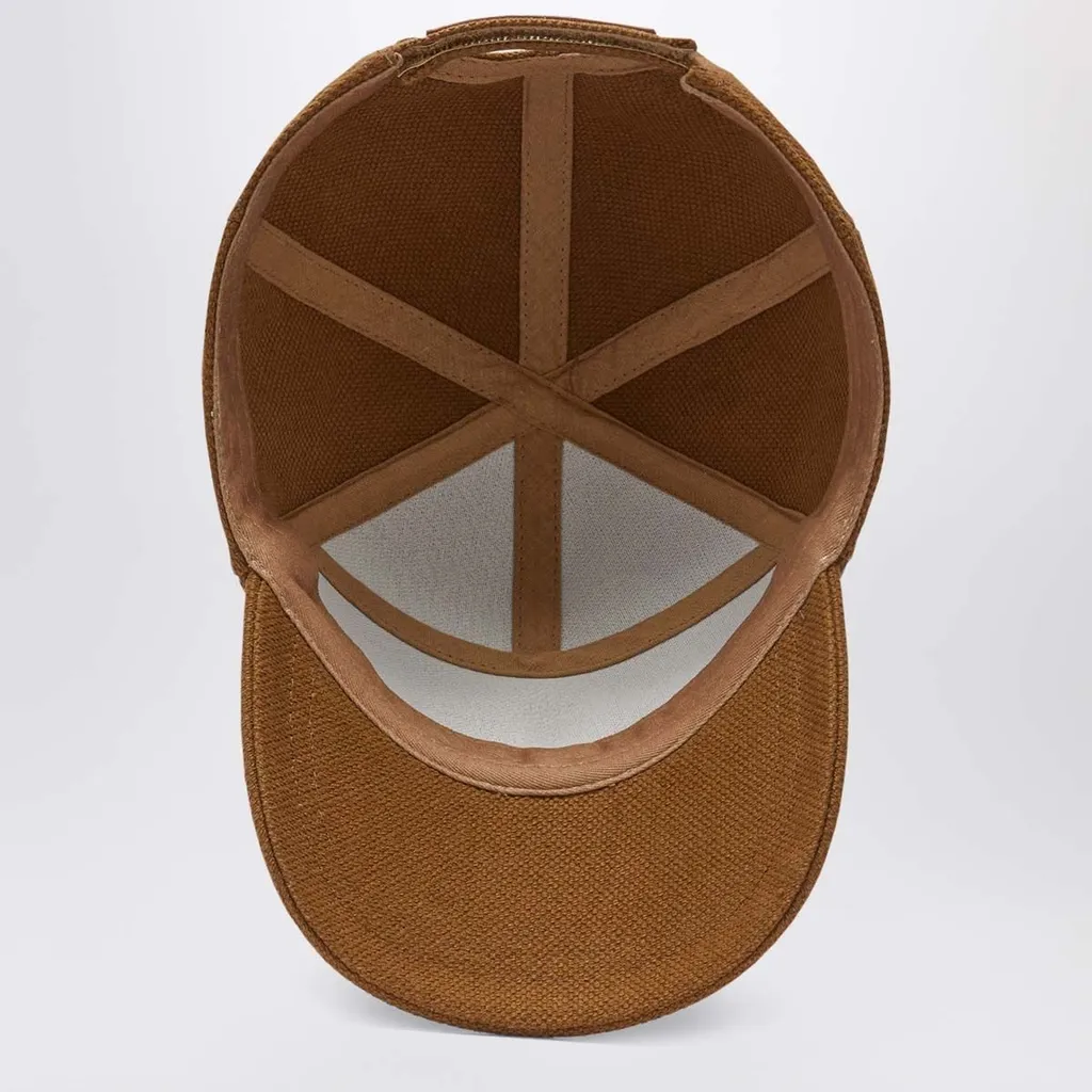 Structured Cap
