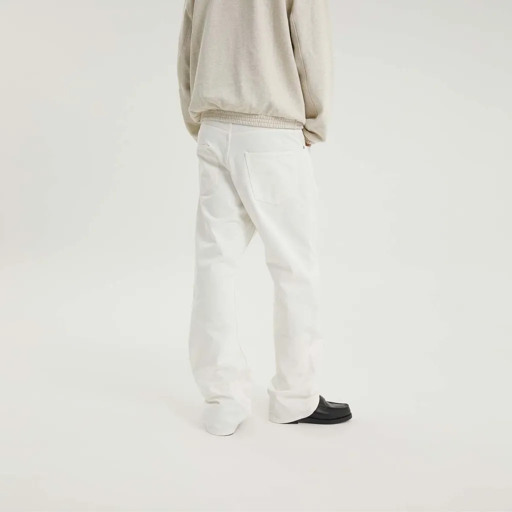 Relaxed-Fit Jeans