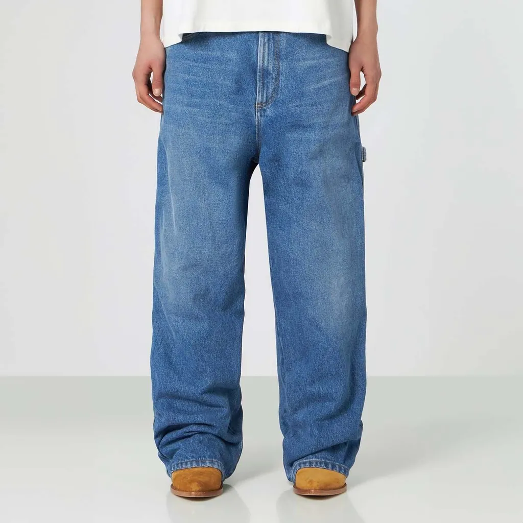Wide-Leg Jeans